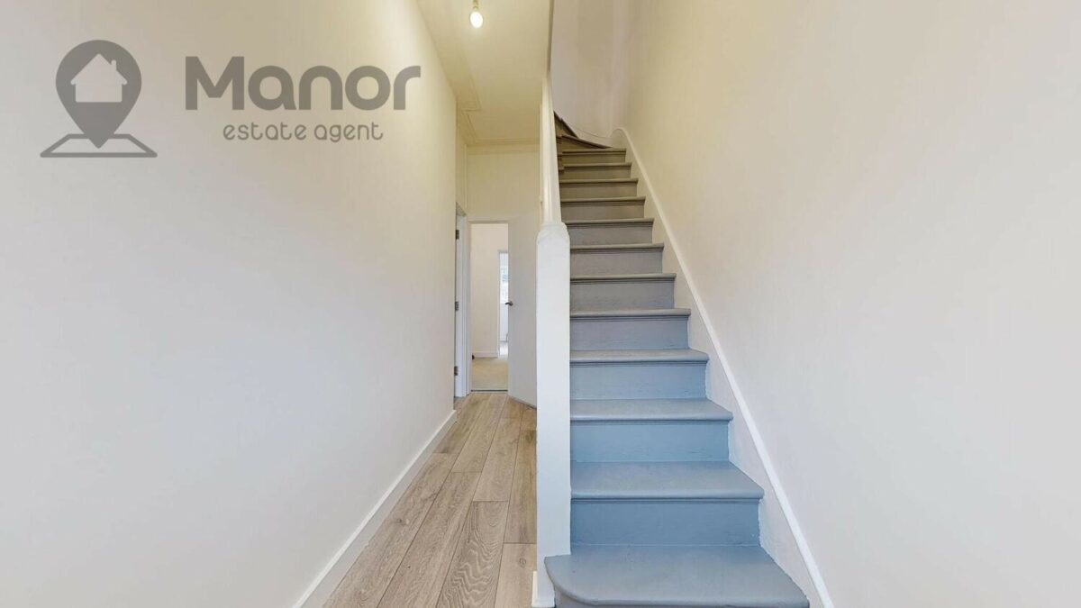 Barrington Road, Manor park, E12 6JH