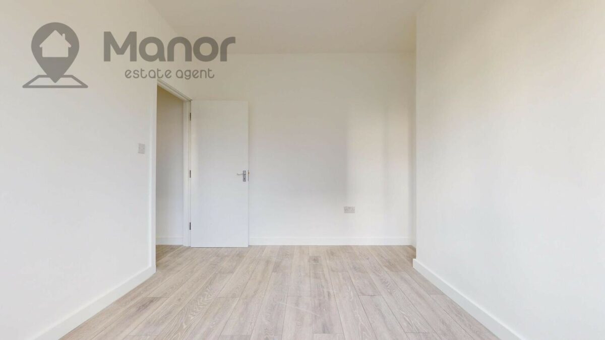 Barrington Road, Manor park, E12 6JH