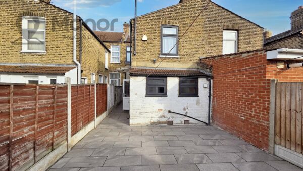 First Avenue, Manor Park, E12 6AJ