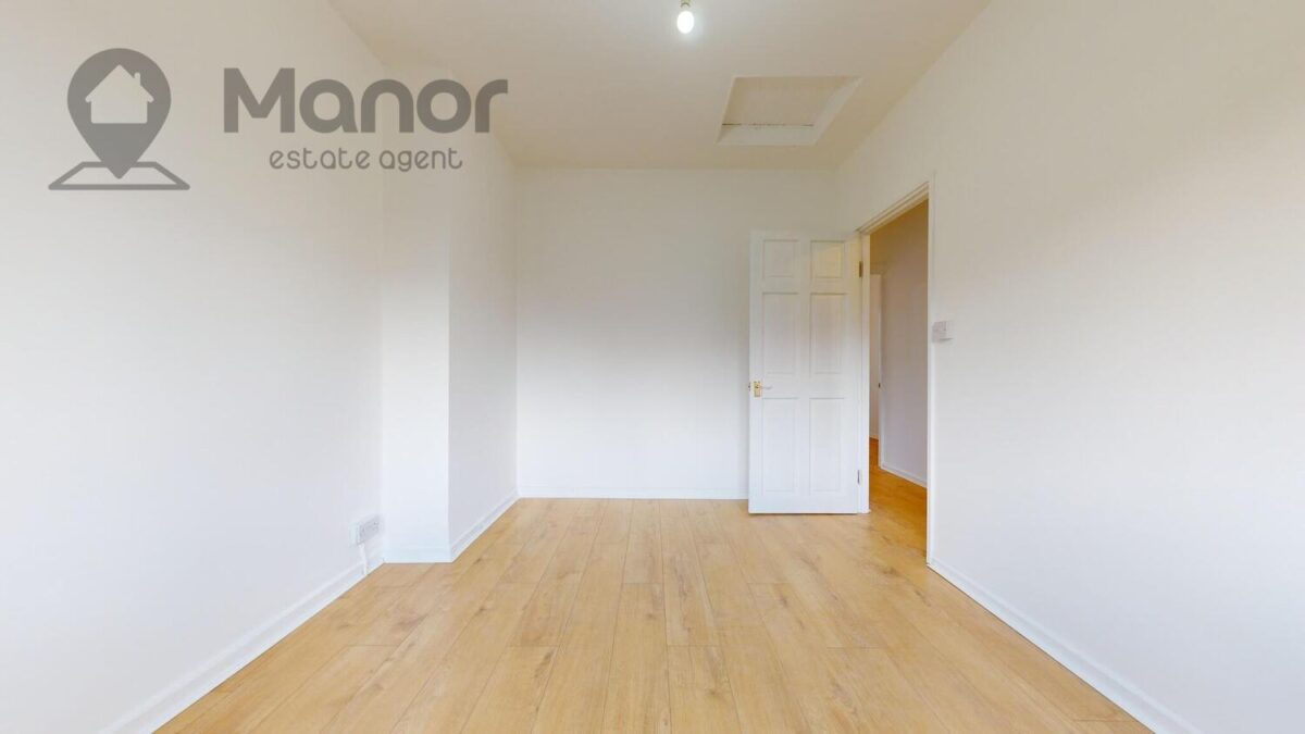 Manning Road, Dagenham, RM10 8RL