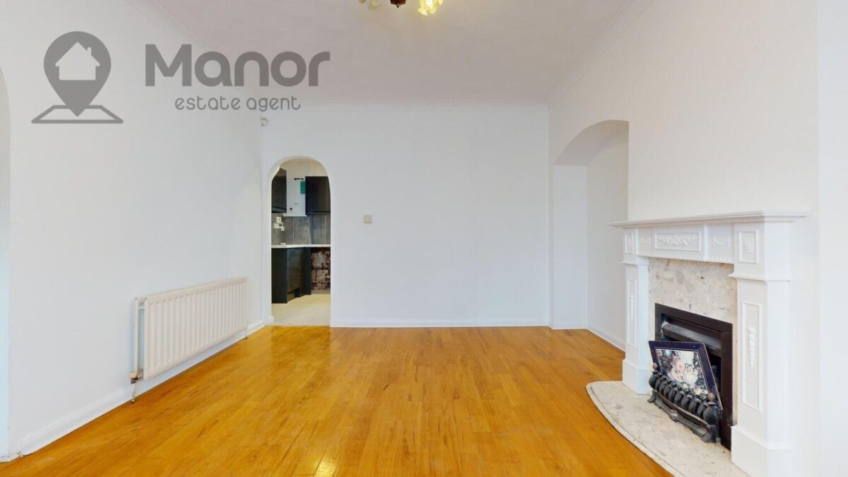 Manning Road, Dagenham, RM10 8RL