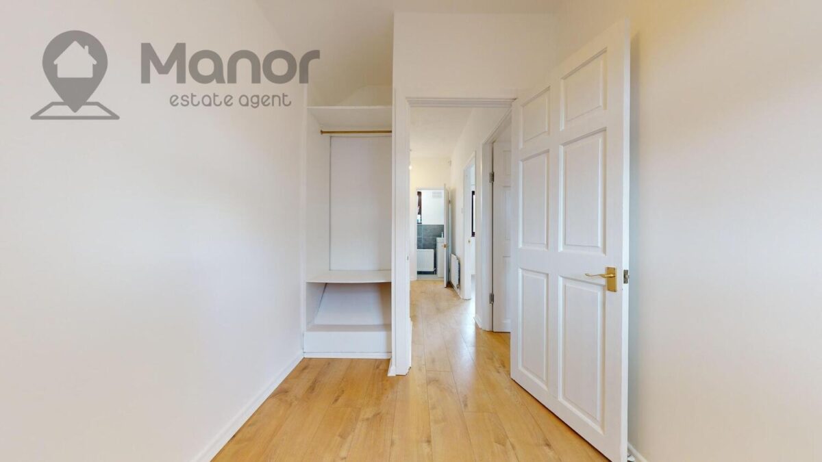 Manning Road, Dagenham, RM10 8RL