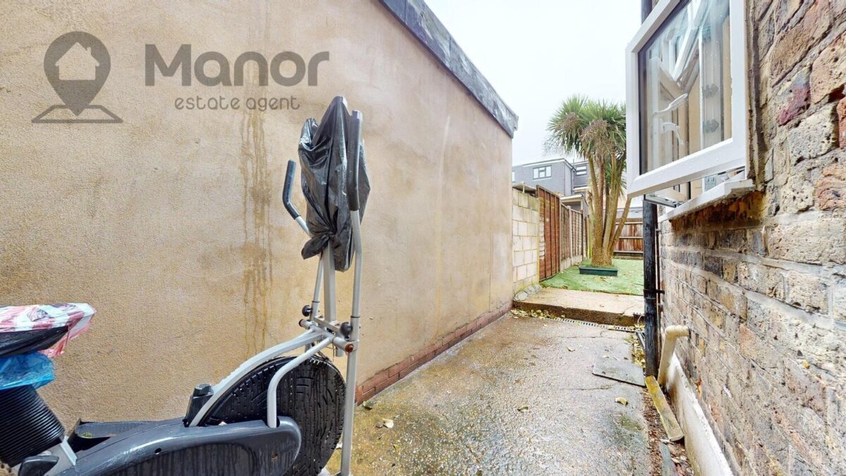 Trumpington Road, Forest Gate, E7 9EJ