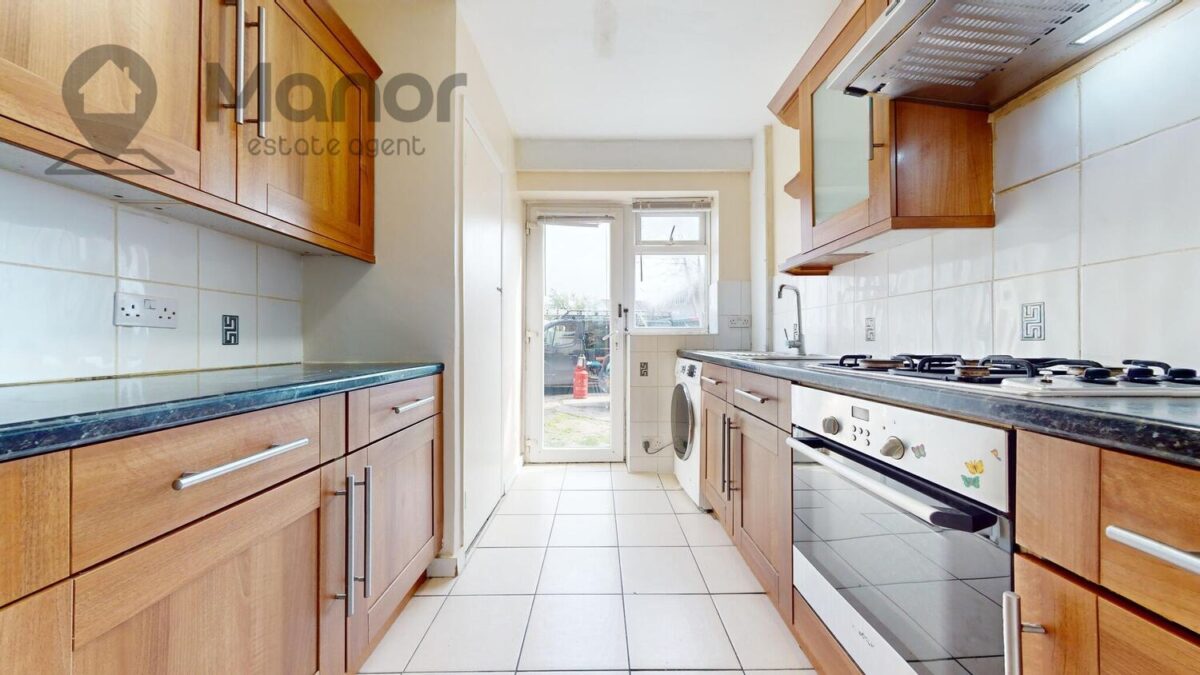 Havering Road, Romford, RM1 4DF