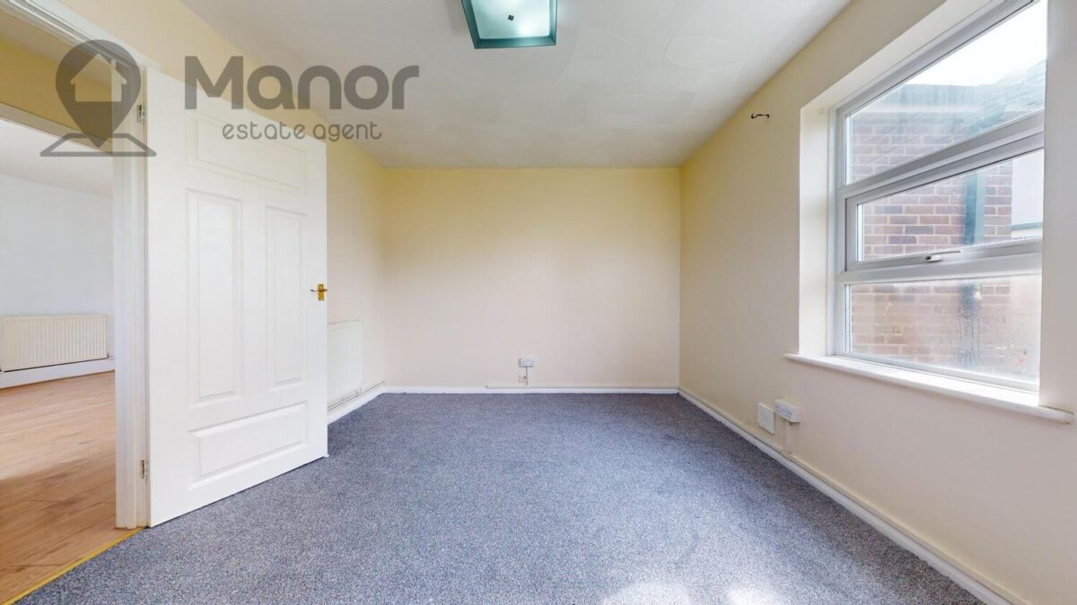 Havering Road, Romford, RM1 4DF