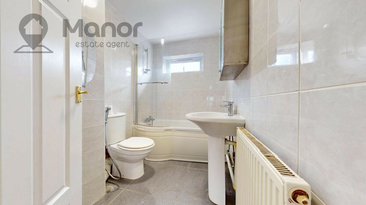 Havering Road, Romford, RM1 4DF