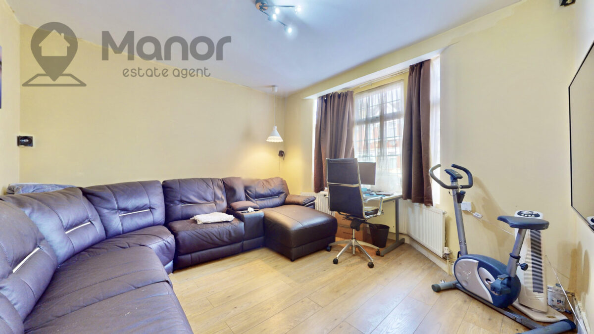 Strone Road, Manor Park, E12 6TN