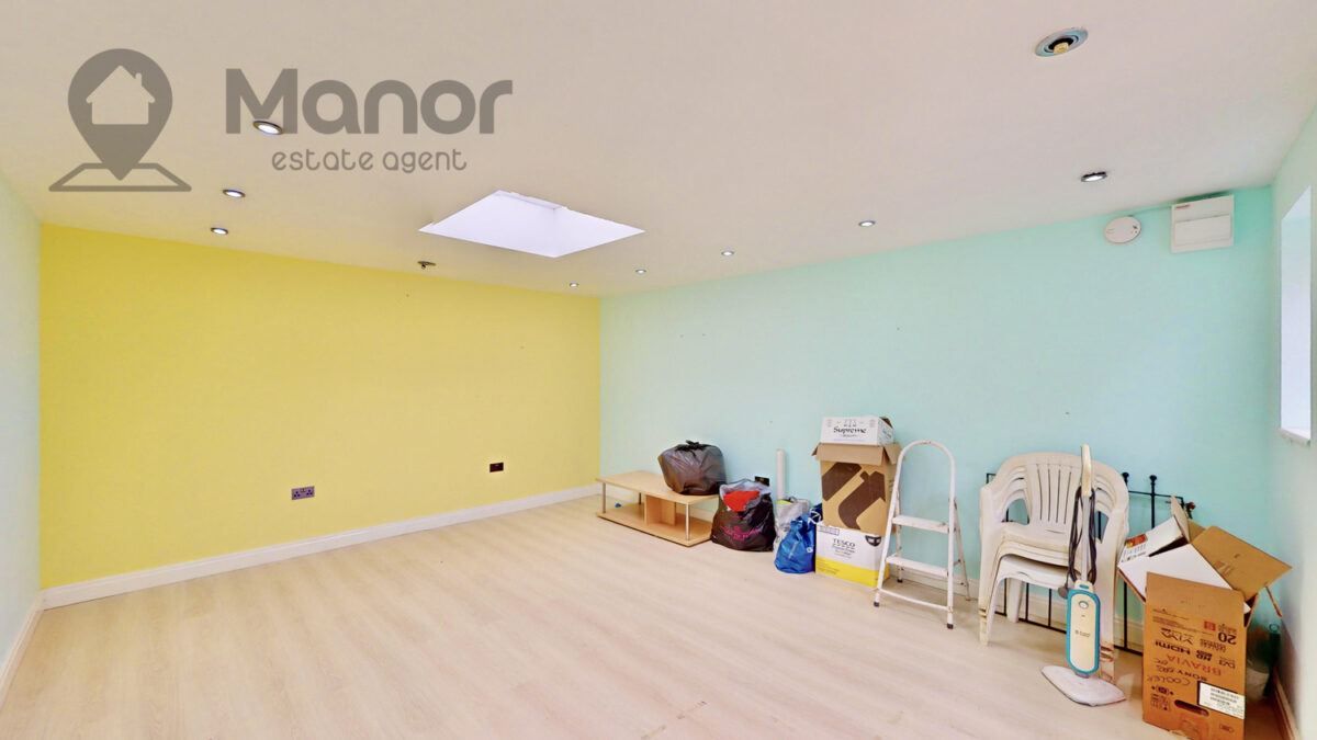 Strone Road, Manor Park, E12 6TN