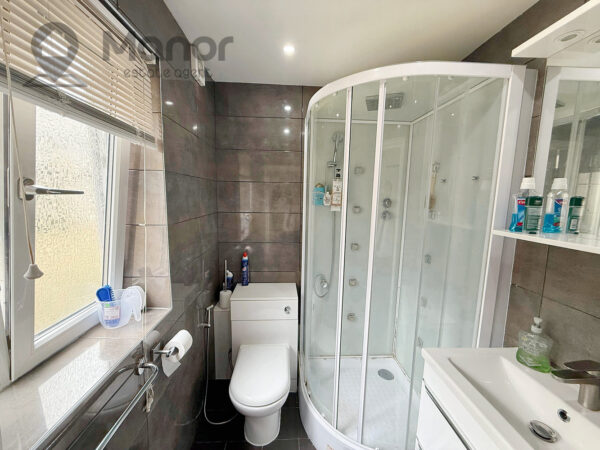 Beehive Court, Beehive Lane, Gants Hill, IG1 3RR