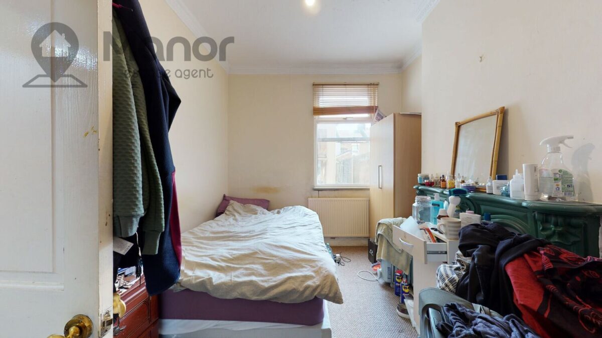 Jedburgh Road, Plaistow, E13 9LE