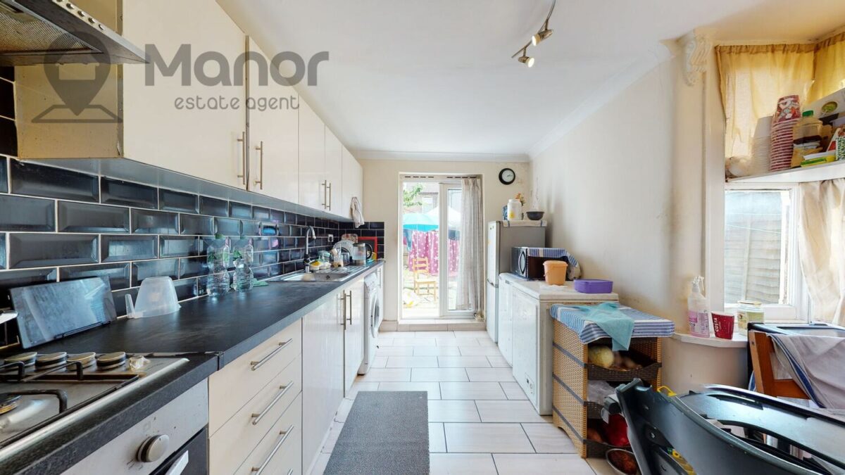 Jedburgh Road, Plaistow, E13 9LE