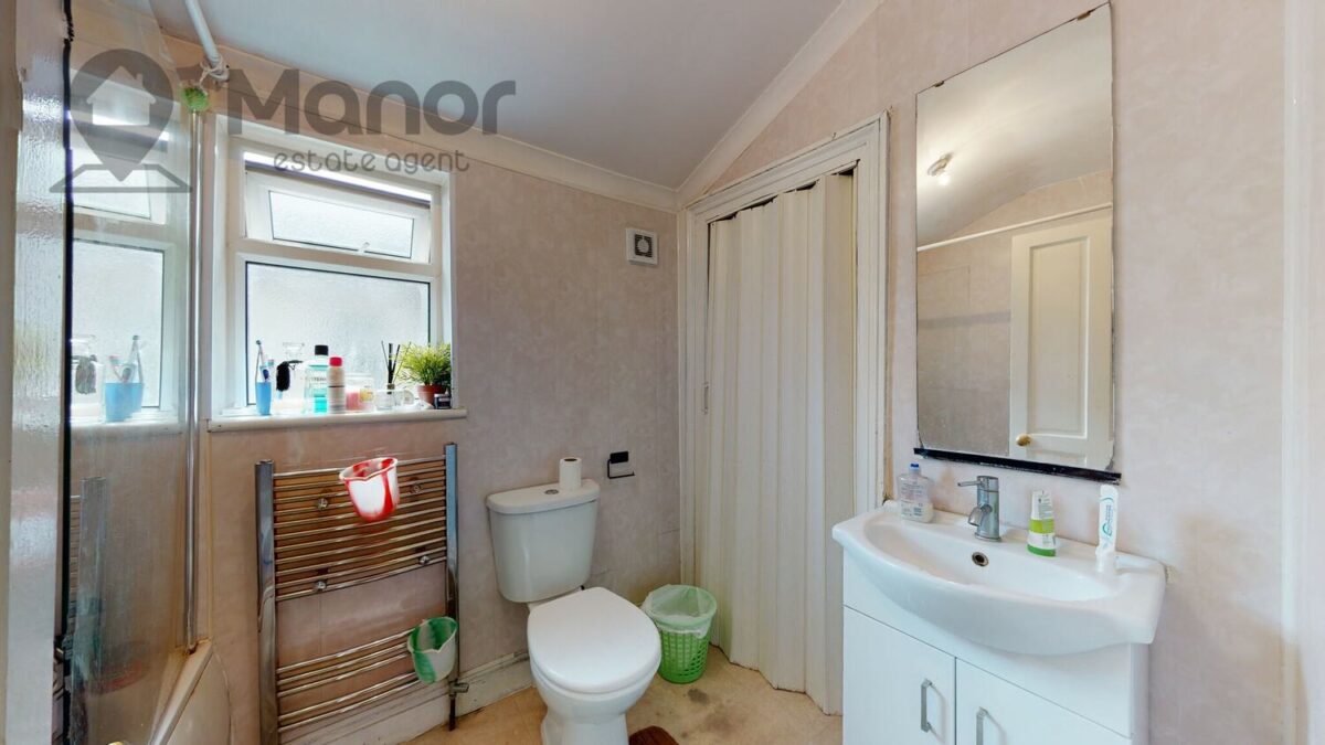 Jedburgh Road, Plaistow, E13 9LE