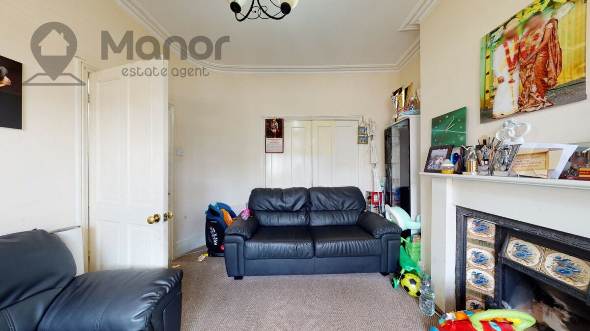 Jedburgh Road, Plaistow, E13 9LE