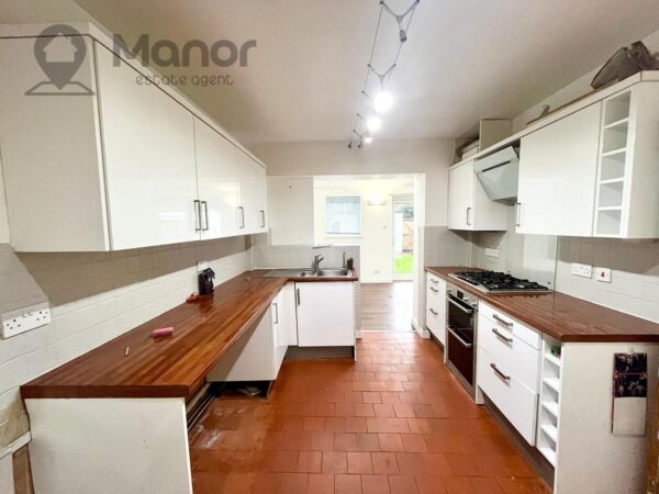 Woodland Avenue, Hutton, Brentwood, CM13 1HN