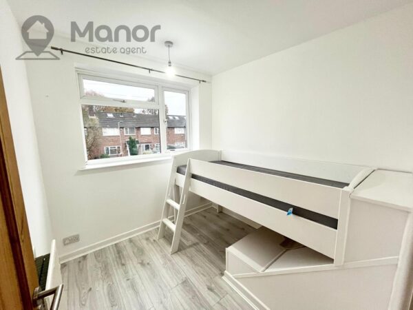 Woodland Avenue, Hutton, Brentwood, CM13 1HN