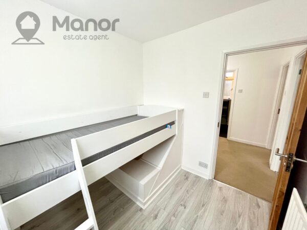 Woodland Avenue, Hutton, Brentwood, CM13 1HN