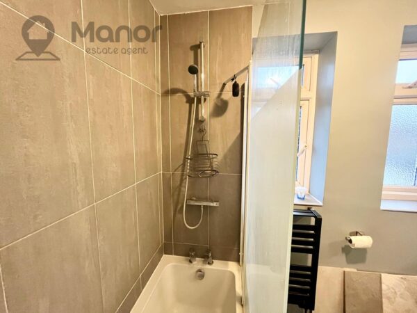 Woodland Avenue, Hutton, Brentwood, CM13 1HN