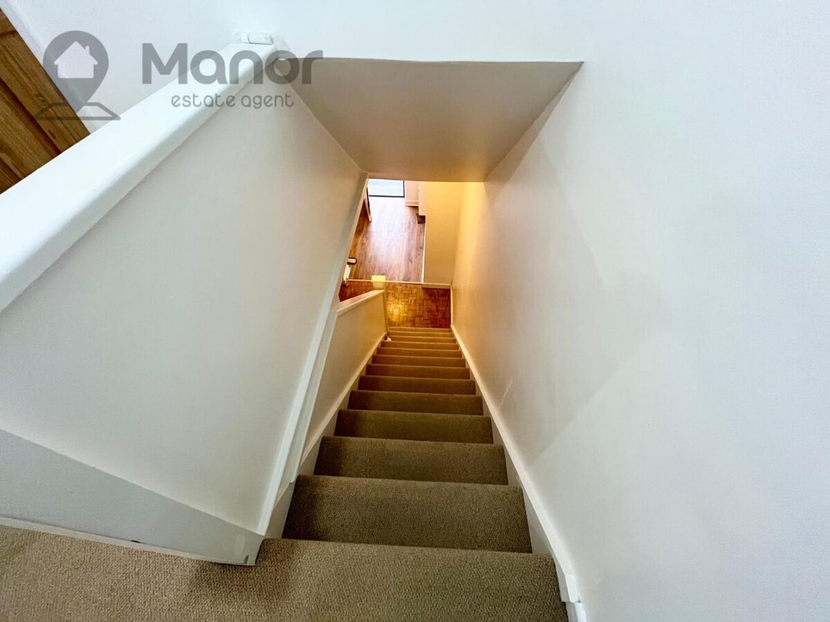 Woodland Avenue, Hutton, Brentwood, CM13 1HN