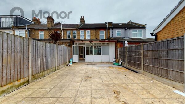 Cobham Road, Seven Kings, IG3 9JL