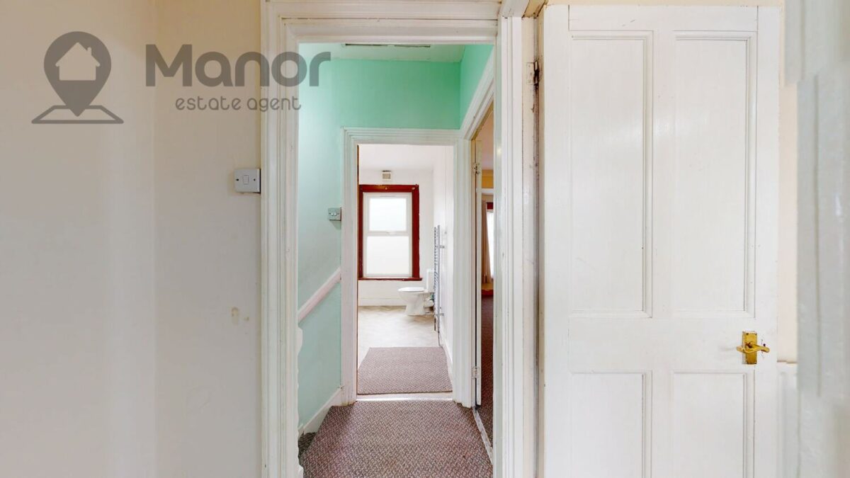 Cobham Road, Seven Kings, IG3 9JL