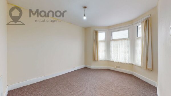 Cobham Road, Seven Kings, IG3 9JL