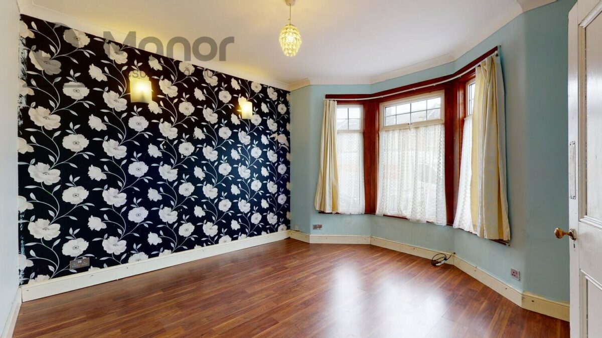 Cobham Road, Seven Kings, IG3 9JL