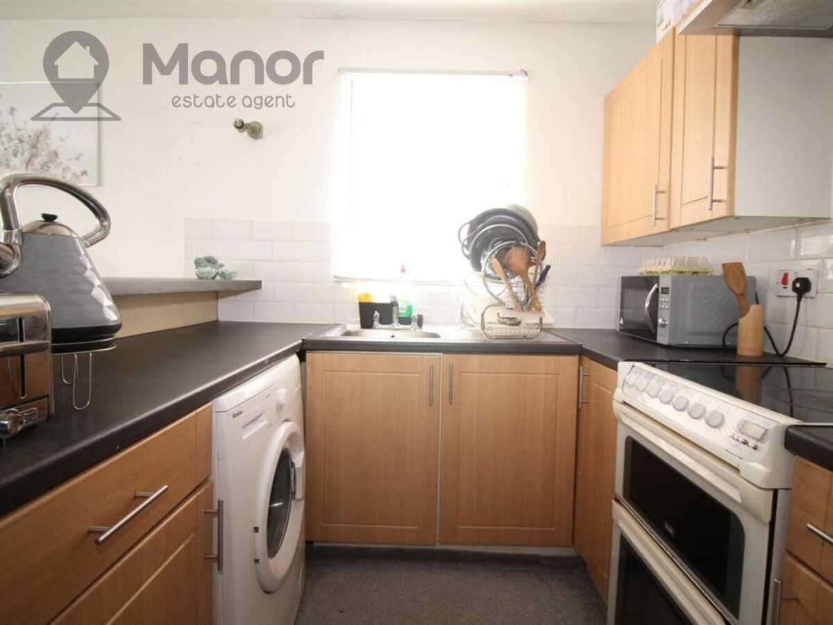 Maltby Drive, Enfield, EN1 4EJ