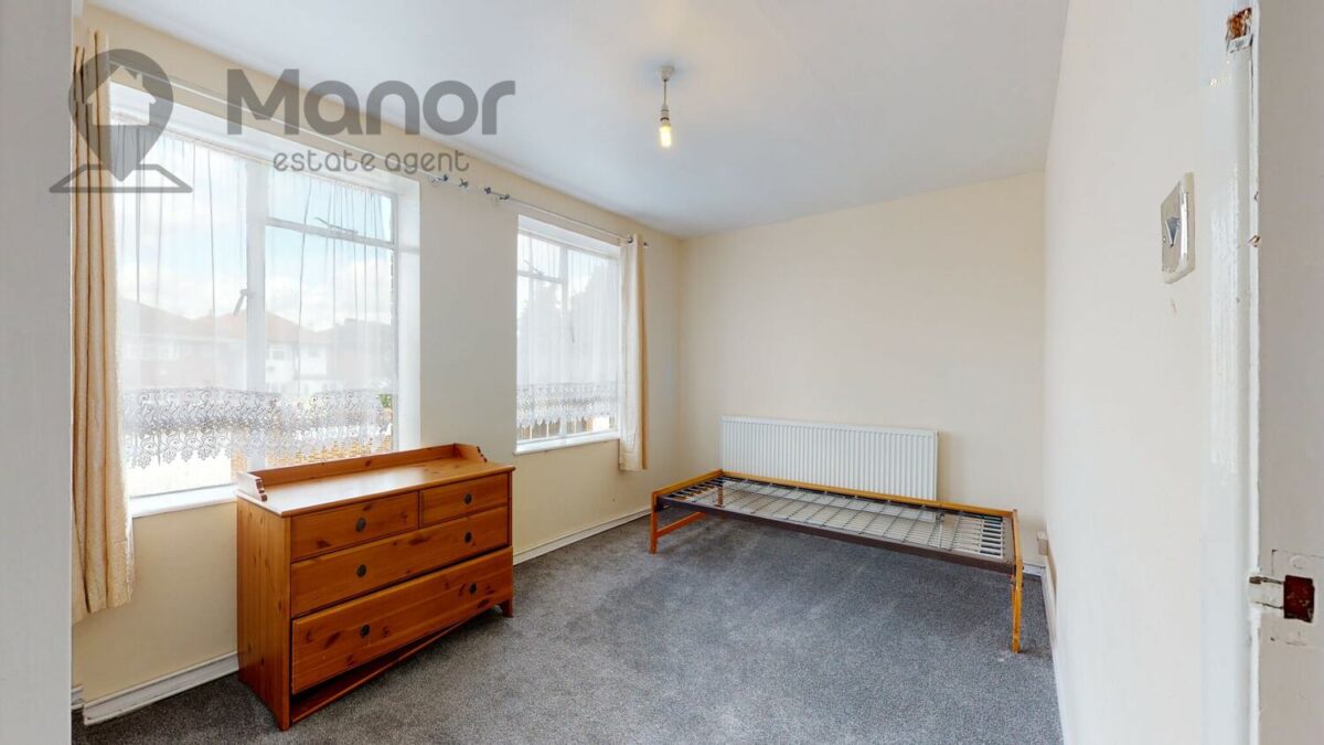 Longbridge Road, Barking, IG11 9BZ