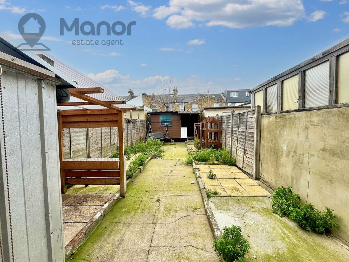 Third Avenue, Manor Park, E12 6DU