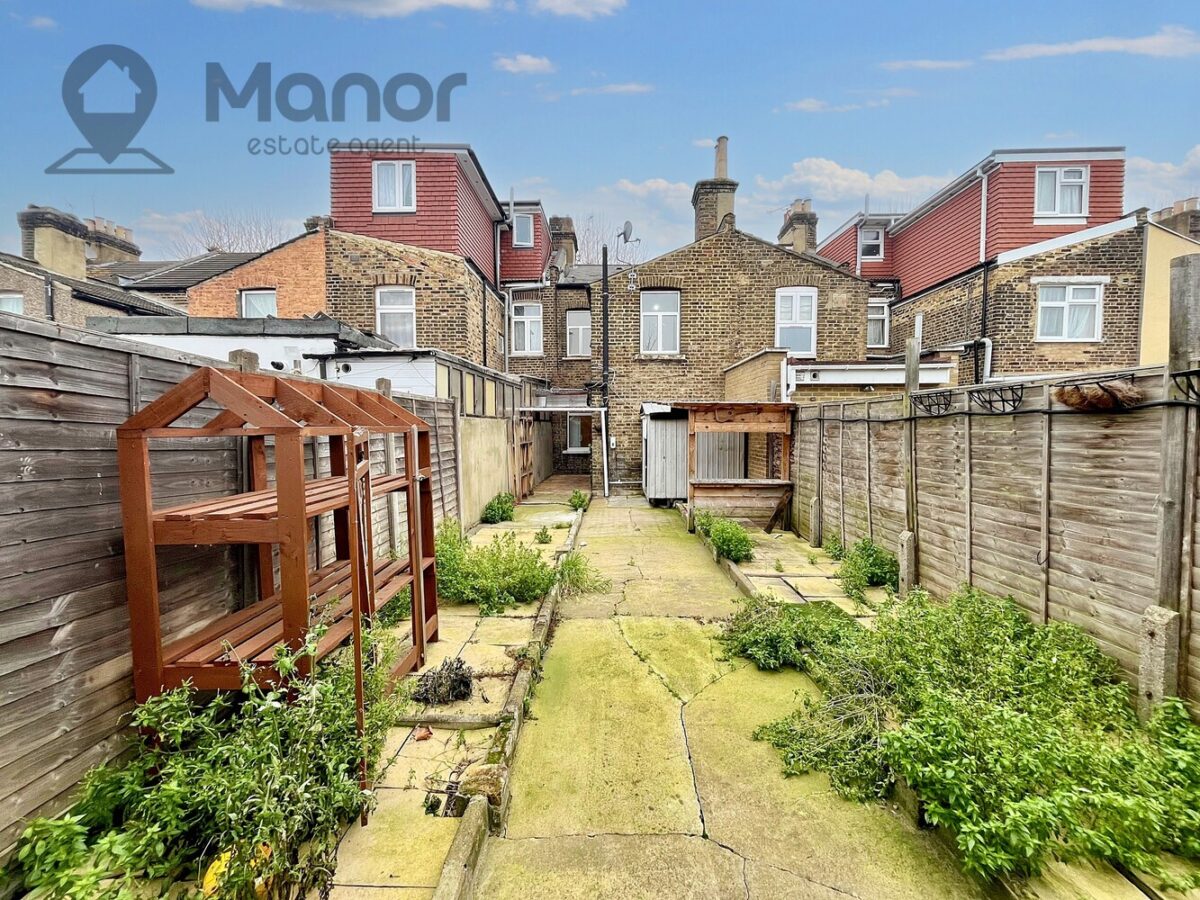 Third Avenue, Manor Park, E12 6DU