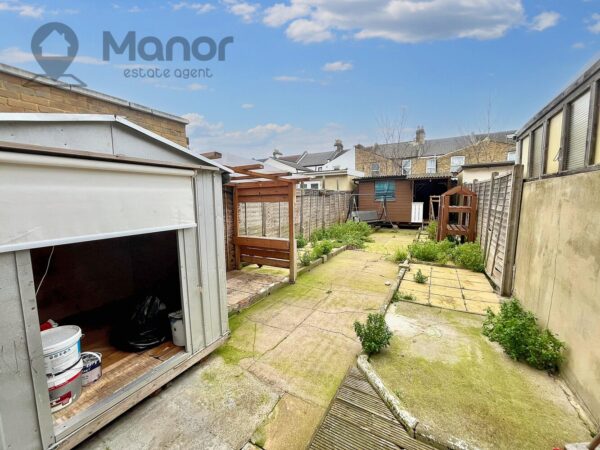 Third Avenue, Manor Park, E12 6DU