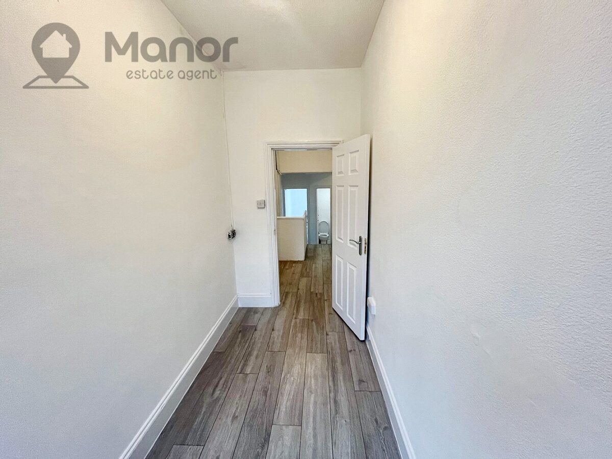 Third Avenue, Manor Park, E12 6DU