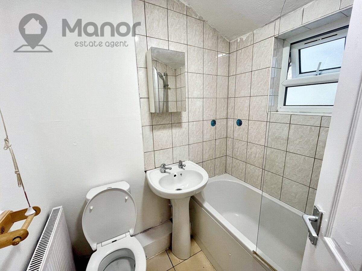 Third Avenue, Manor Park, E12 6DU