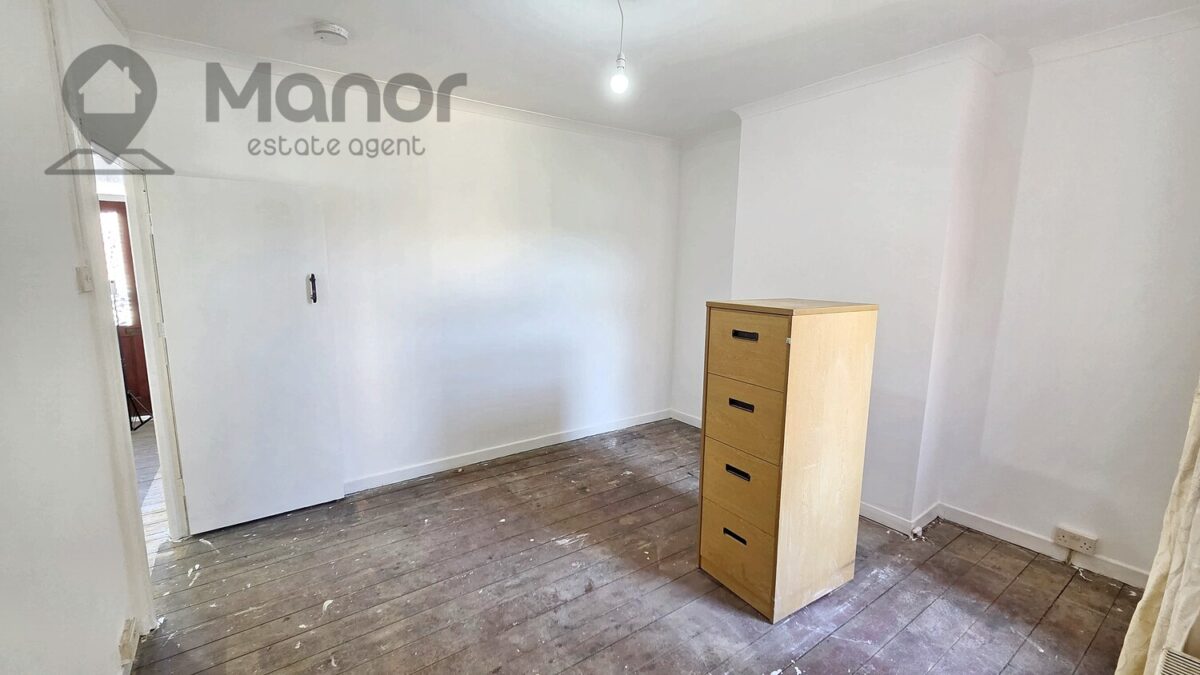 Coleridge Avenue, Manor Park, E12 6RQ