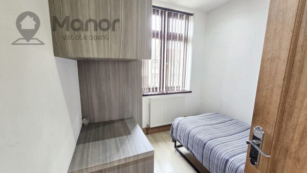 Tavistock Gardens, Ilford, IG3 9BE