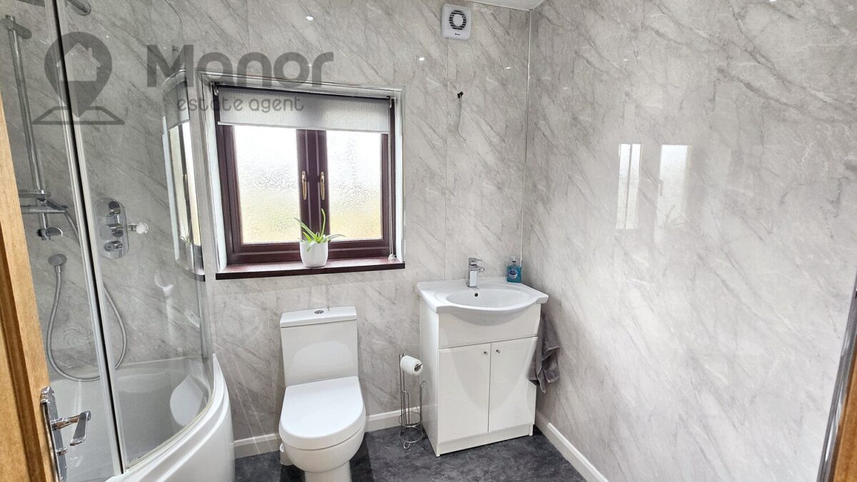 Tavistock Gardens, Ilford, IG3 9BE