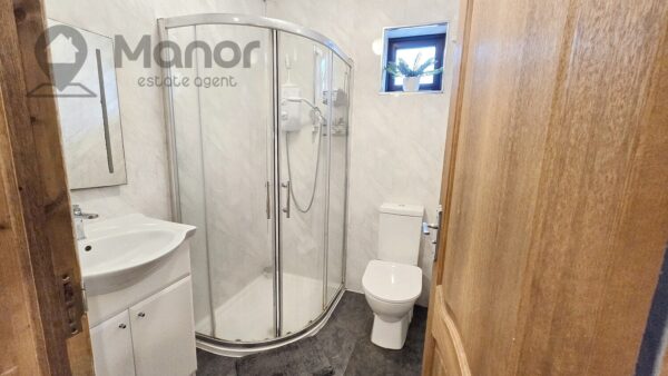 Tavistock Gardens, Ilford, IG3 9BE