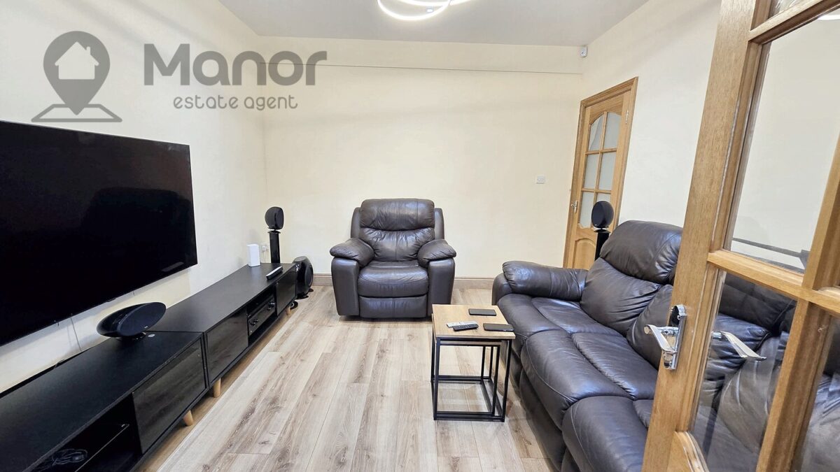 Tavistock Gardens, Ilford, IG3 9BE