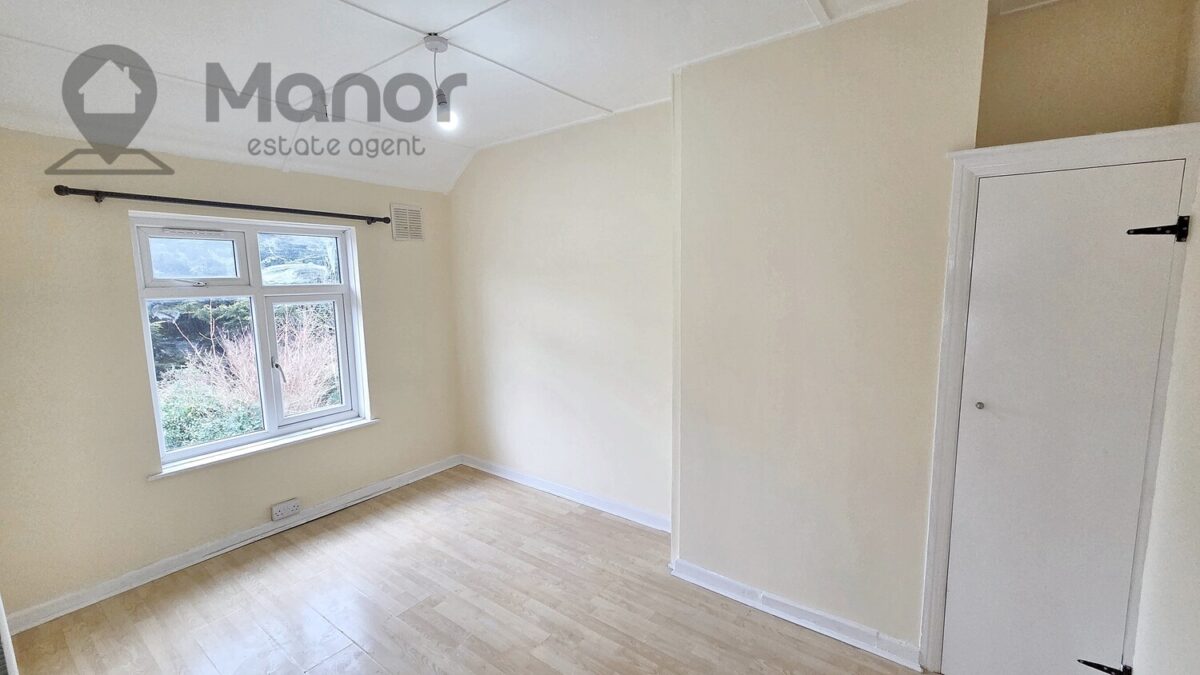 Green Street, Enfield, EN3 7HQ