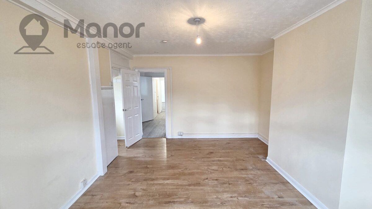 Green Street, Enfield, EN3 7HQ