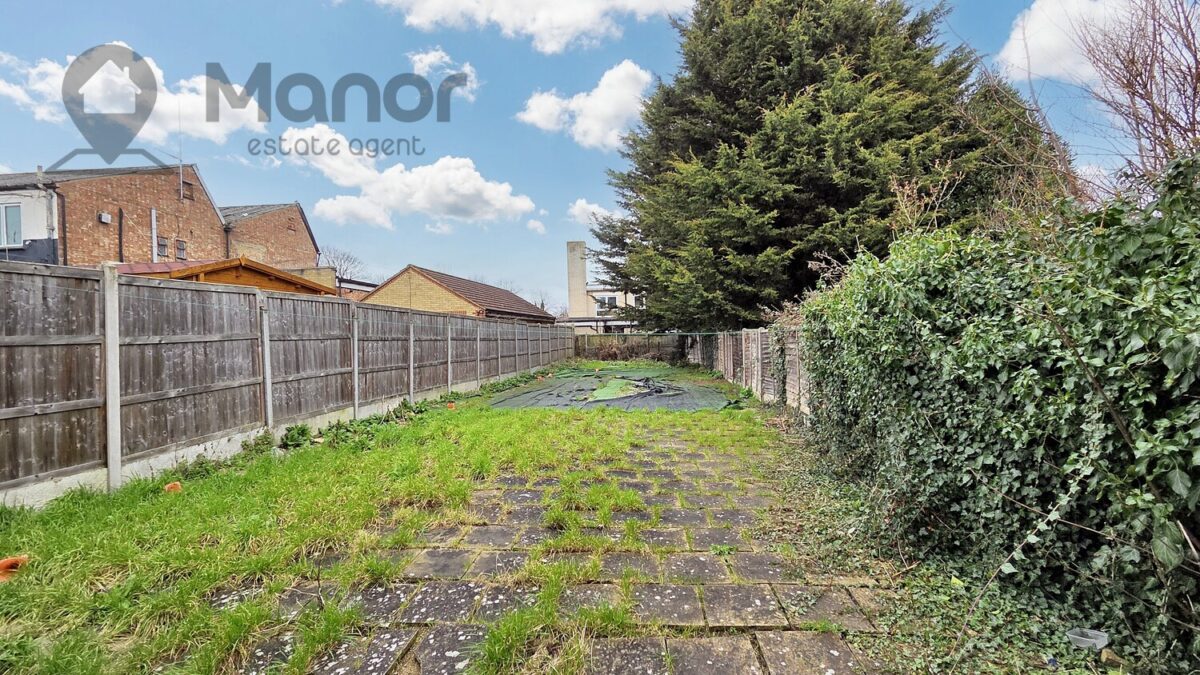 Green Street, Enfield, EN3 7HQ