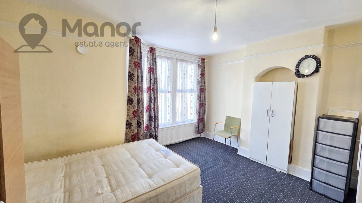 Charlemont Road, East Ham, E6 6HE