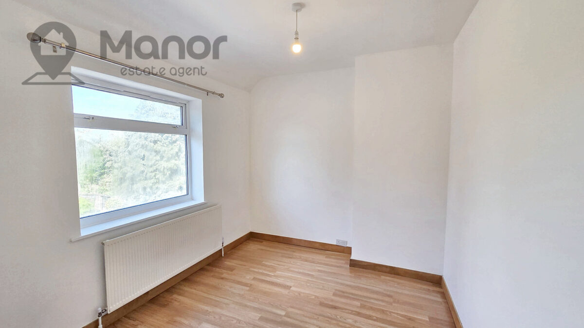 Dagenham Avenue, Dagenham, RM9 6LL