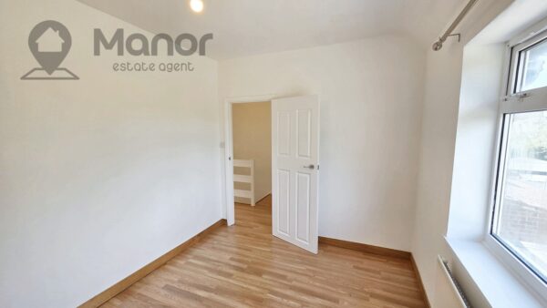 Dagenham Avenue, Dagenham, RM9 6LL