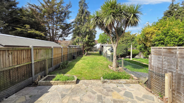 Dagenham Avenue, Dagenham, RM9 6LL