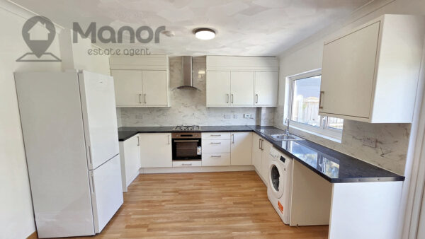 Dagenham Avenue, Dagenham, RM9 6LL