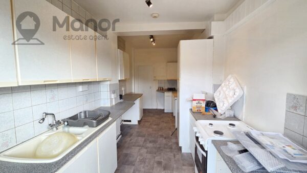 Bergholt Avenue, Redbridge, IG4 5NE