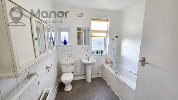 Bergholt Avenue, Redbridge, IG4 5NE