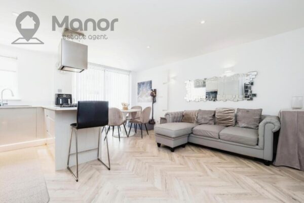 Star House, 30 Snowshill Road, Manor Park, E12 6BF