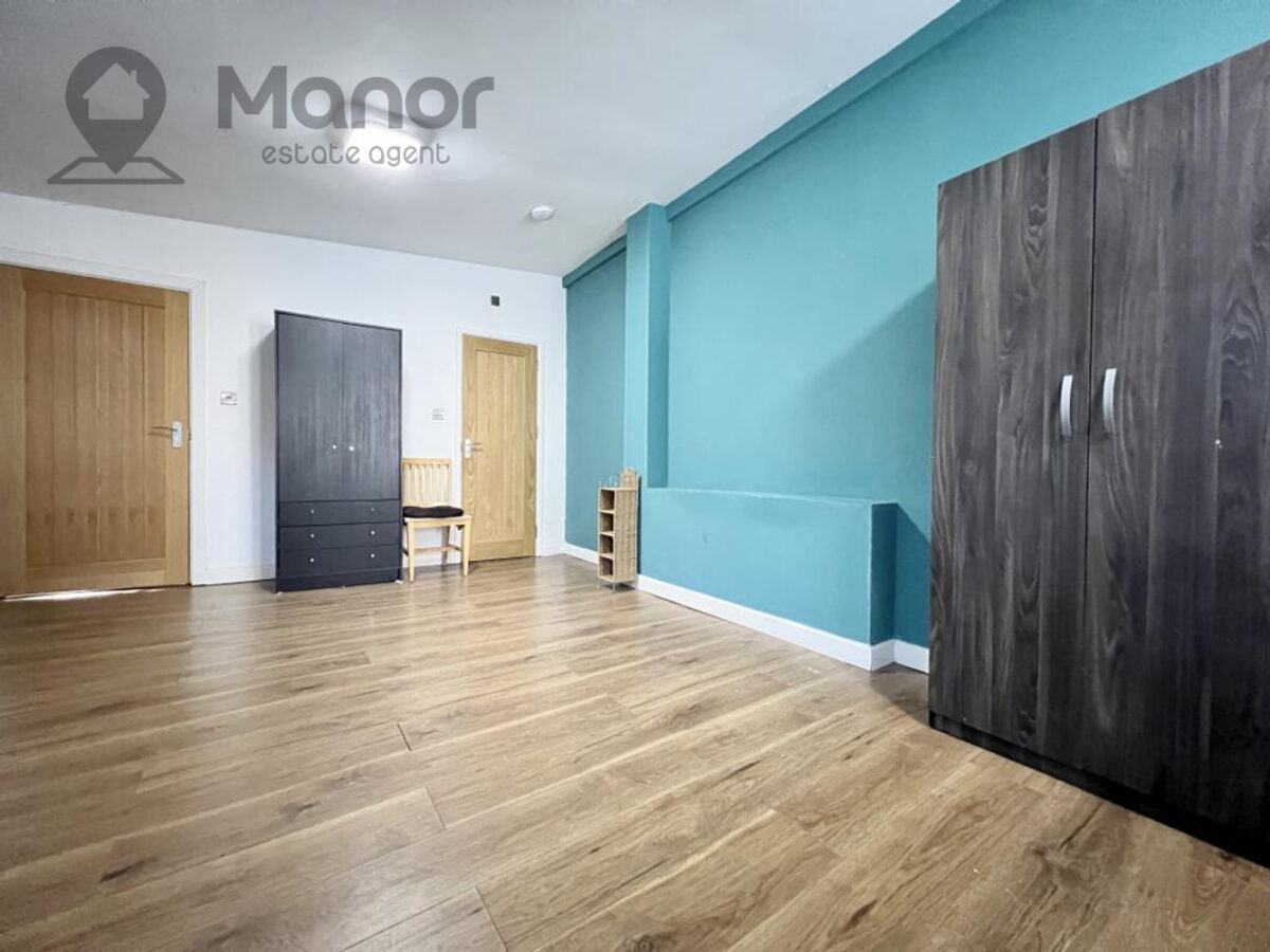 Wycombe Road, Gants Hill, IG2 6UT